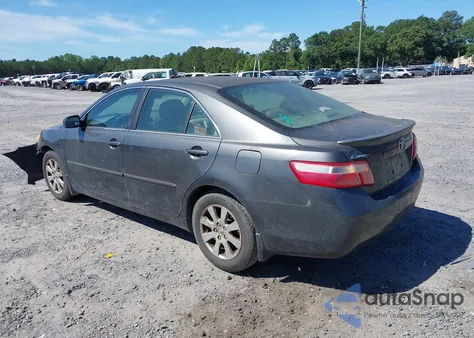 2009 Toyota Camry Xle z USA, uszkodzony, nr VIN 4T1BE46K69U326610